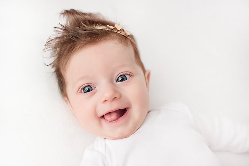 Весело бебенце във Фото Студио Нана