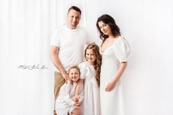 Бялата сесия Демо снимка 11 - Фото Студио Нана