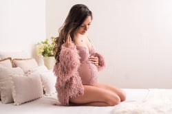 Фотосесия за Бременни Демо снимка 2 - Фото Студио Нана