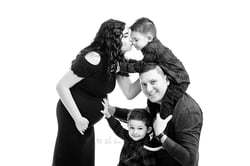 Фотосесия за Бременни Демо снимка 27 - Фото Студио Нана